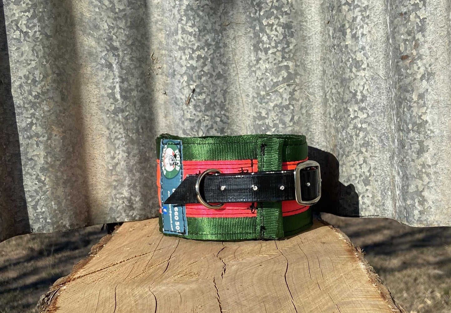 'Rocket' neck collar - custom colours